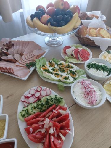 Jídlo v penzionu nebo okolí