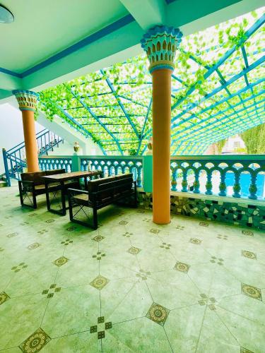 Balkoni atau teres di Jingyaju Homestay