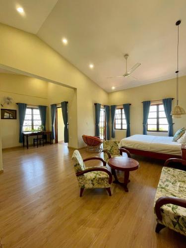 Haven Boutique Hotel Quy Nhonにあるベッド