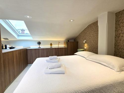 YR Apartments - Argonne - 3 Min Walk to Duomo Bus