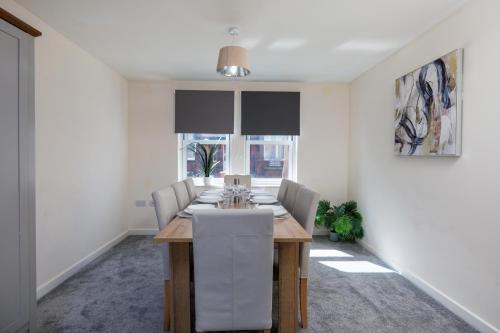 Χώρος καθιστικού στο Spacious Luxurious Serviced Accommodation 6