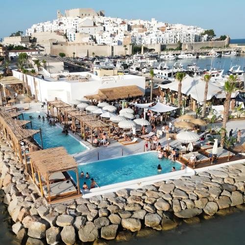 Πισίνα στο ή κοντά στο Perlazul