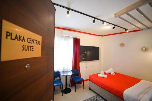 Plaka Suite Next to Acropolis by Zeus Suites