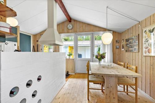 Η κουζίνα ή μικρή κουζίνα στο 8530-Grenaa-Agnetevej-2