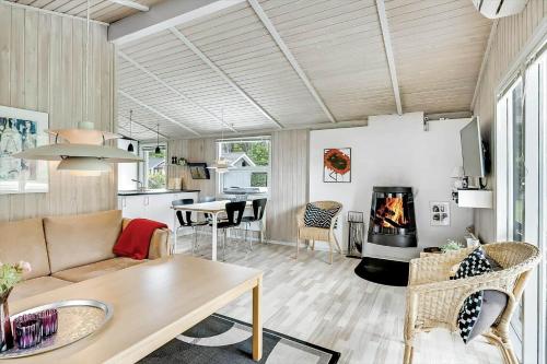 Posezení v ubytování 8533-Grenaa-Fridavej-2