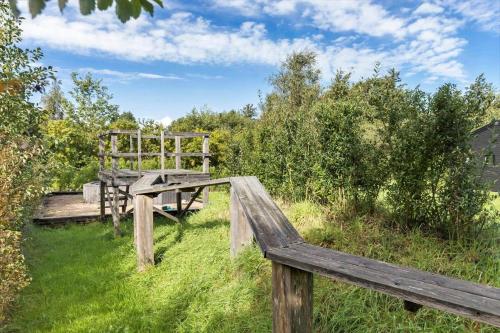 Κήπος έξω από το 8532-Grenaa-Fridavej-66