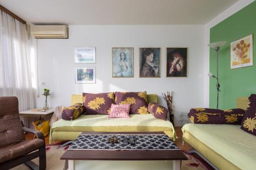 Ruang duduk di Apartman New Star
