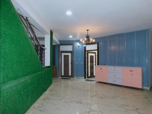 Gambar di galeri bagi Luxury Studio Apartment in Noida di Noida