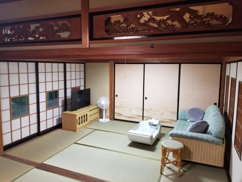 Televisyen dan/atau pusat hiburan di Inari 808 Spacious House