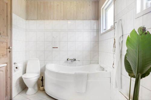 Ванная комната в BL1064-Saltum-Lille-Fiskerbanke-1