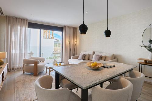 Tamana Apartments in Javea - by Welcomely, Madera.
