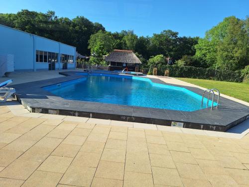 Swimmingpoolen hos eller tæt på Ons stekkie 138