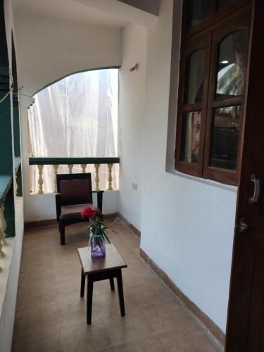 Ruang duduk di Hotel Kismat Mahal