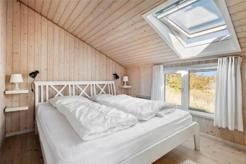 Katil atau katil-katil dalam bilik di BL971-Blokhus-Slugten-10