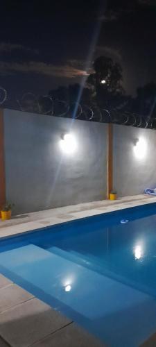 Πισίνα στο ή κοντά στο hogar entre montañas