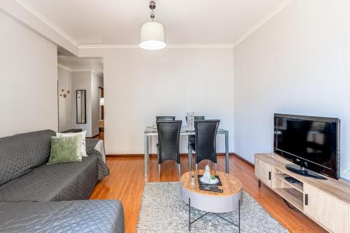 Cozy Stay by Golden Rise Properties