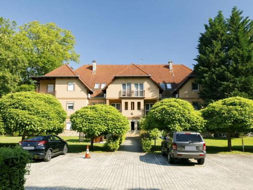 Apartment Catalpa by Interhome