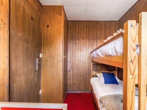 Chalet Brisca by Interhomeにあるベッド