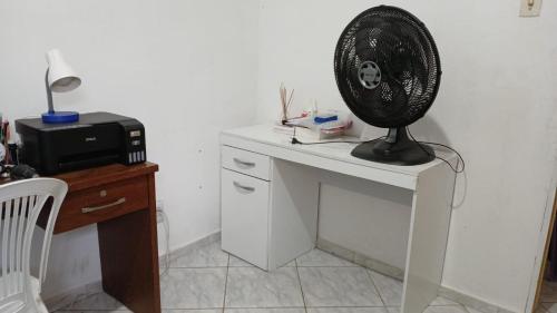 Kuchyň nebo kuchyňský kout v ubytování Casa Sacramenta Quartos COP 30