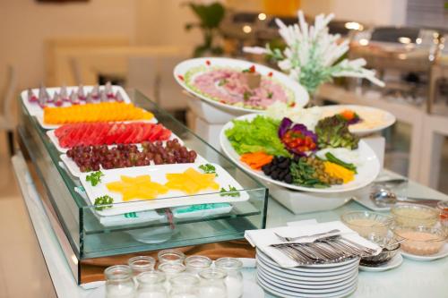 Jídlo v hotelu nebo okolí