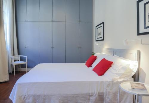 Postel nebo postele na pokoji v ubytování Boboli Luxury Apartment