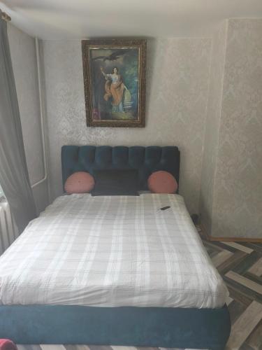 Ένα ή περισσότερα κρεβάτια σε δωμάτιο στο Comfortable flat,close to the nature