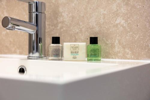 Φωτογραφία από το άλμπουμ του Carrick Retreat - Donnini Apartments σε Άυρ