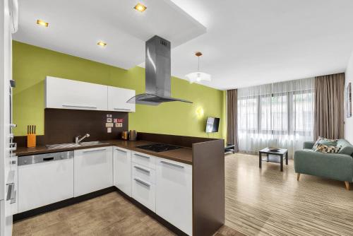 Foto Fresh Lime Apartment in City Center 4