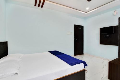 Φωτογραφία από το άλμπουμ του Super SPOT ON Sri Vaishnavi Lodge σε Mancherāl