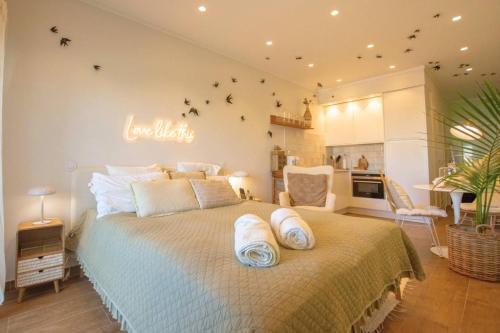 Stylish Studio Overlooking Lagos Marina
