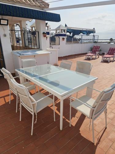 Naufragos Apartment 1st Line Torrevieja Beach