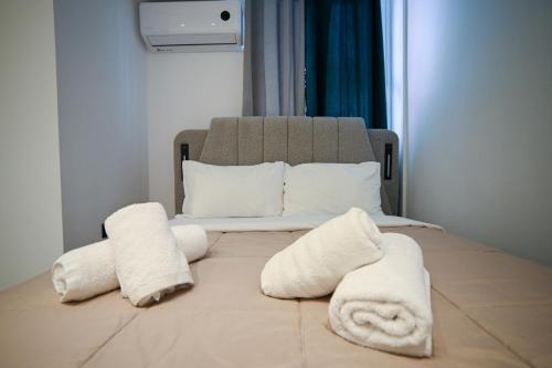 Aris Monastiraki Suite by Zeussuites