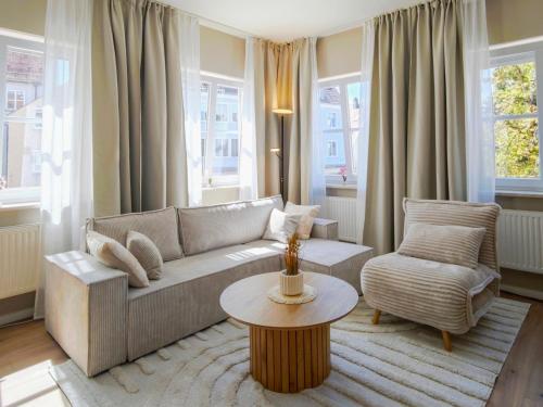 Χώρος καθιστικού στο NEU! KINGS-Apartment - 300m zum Bahnhof - 6 Personen - Küche - Gerberplatz