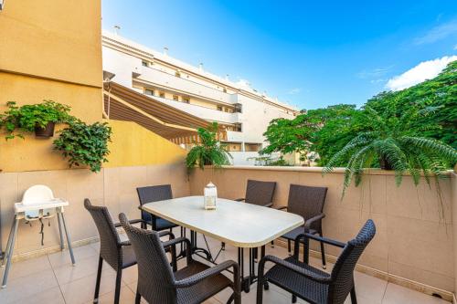 Playa del Duque Villa - 10 min walk to beach