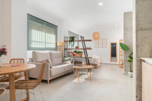 Nuevo Apartamento junto a Santa Justa y Aeropuerto 1