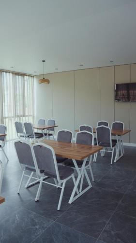 Φωτογραφία από το άλμπουμ του A Home Kolsay σε Saty