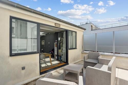 AV Experiences - Maison Belleville Luxury