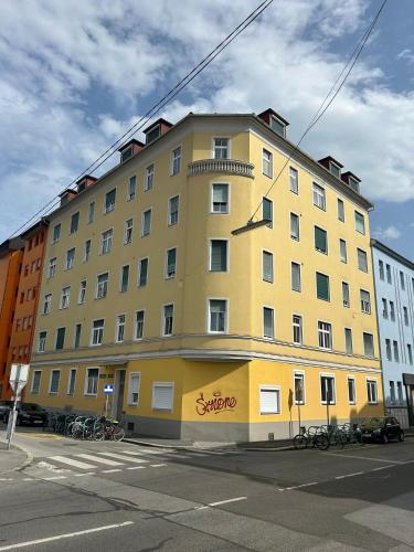 Zentrale Citywohnung, 5 Minuten zur Stadthalle, Messe & Sportpark