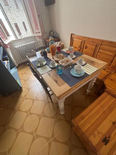 Zona de estar de B&B C'ERA UNA Volta