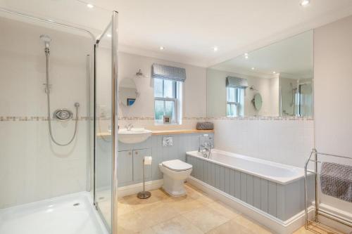 Vannituba majutusasutuses Captains Cottage