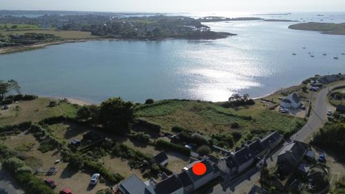 Kelerdutbay fr, accès direct à la mer
