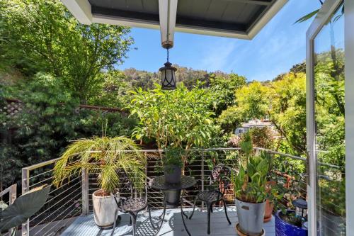 Taman di luar Stunning Accessible View Home W Lift in Sausalito