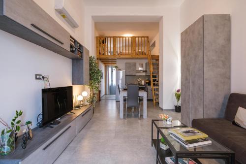 Modern Loft - 2 min Metro M1, 15 min Duomo
