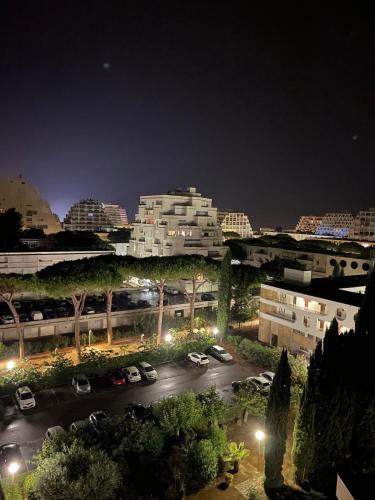 Bangunan di mana terletaknya apartmen