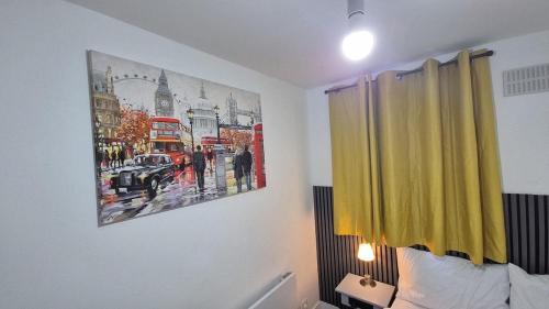 Ένα ή περισσότερα κρεβάτια σε δωμάτιο στο Clemence House London