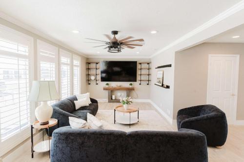 Μια τηλεόραση ή/και κέντρο ψυχαγωγίας στο Villa Luxury Family Getaway