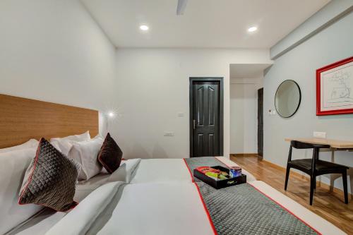 Katil atau katil-katil dalam bilik di Hotel O Evergreen