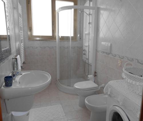 Ένα μπάνιο στο Casa Angy