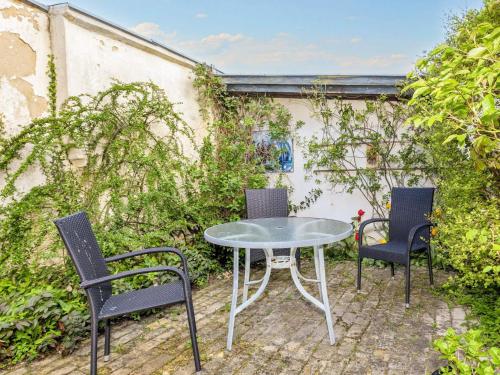 Taman di luar 5 person holiday home in Løgstør