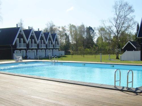 Πισίνα στο ή κοντά στο 8 person holiday home in Nykøbing Sj